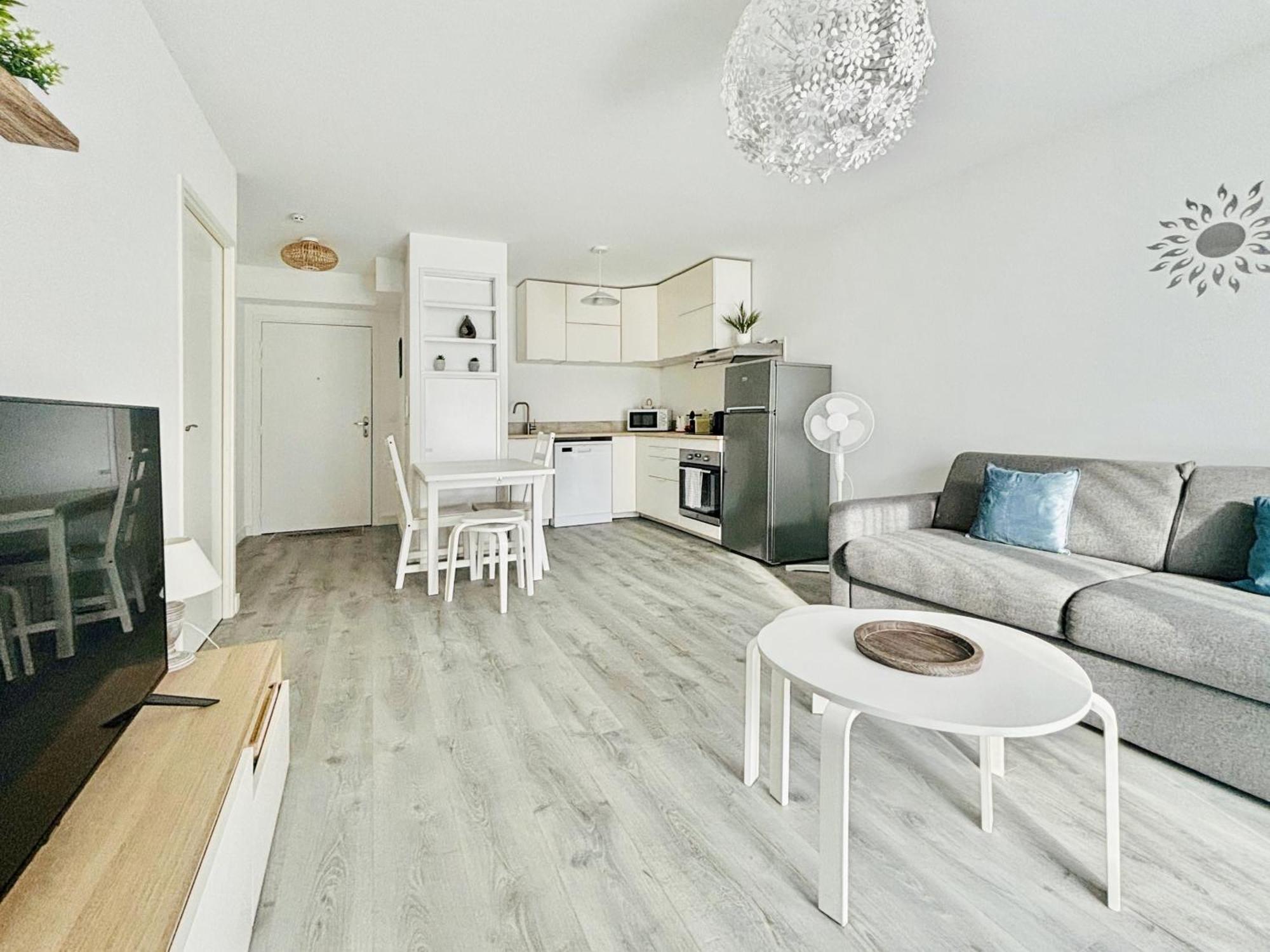 Sunny Suite Disneyland Paris - Rentaway Bnb مونتِفرا المظهر الخارجي الصورة